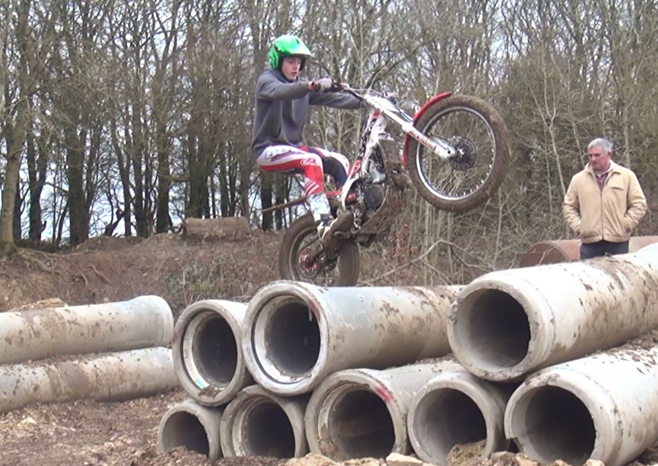 Trials Cylinder Obstacle Techniques with Slow Motion HD Video - Rider - Tom Culliford