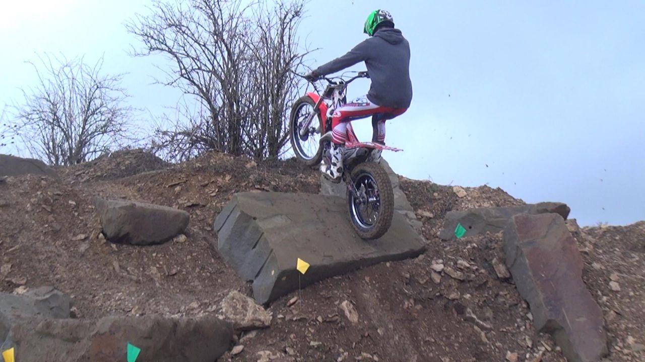 Tom Culliford 2015 Beta Evo 125cc - Rock section video with slow motion & freeze frame shots