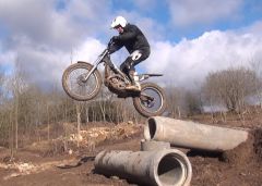 Joe Beale & Adam Coopey Double barrels & Drop off practice session - 1080 HD Video with Slow motion crashes