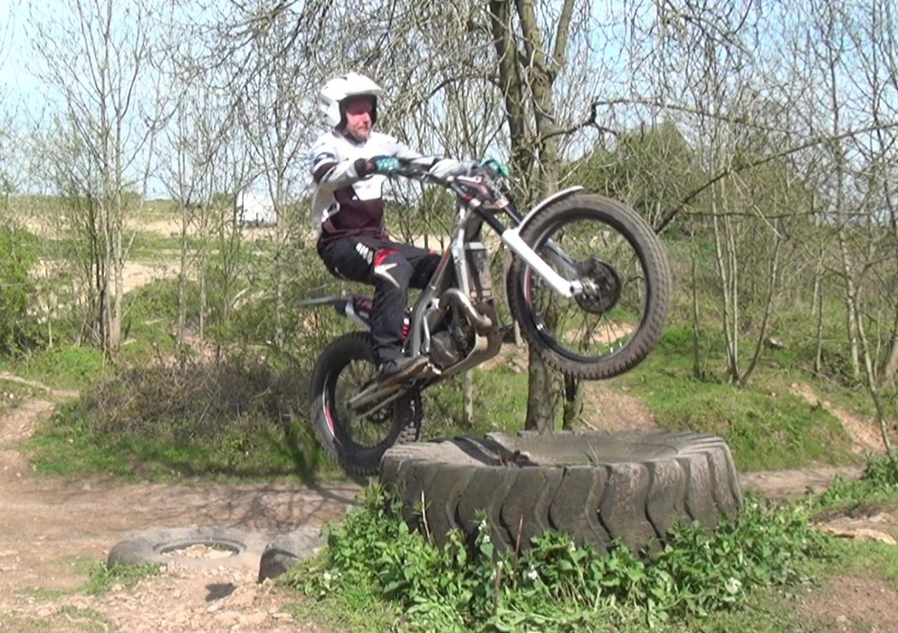 Beginner tips on riding large tyres