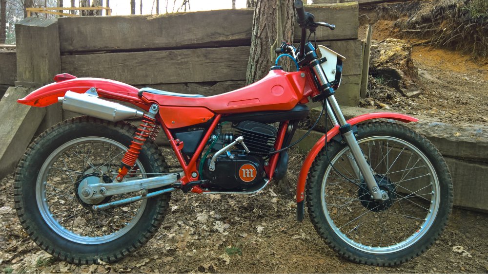 Montesa 242-2.jpg