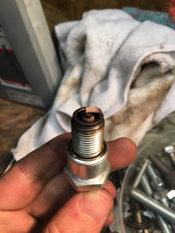 spark plug.jpg