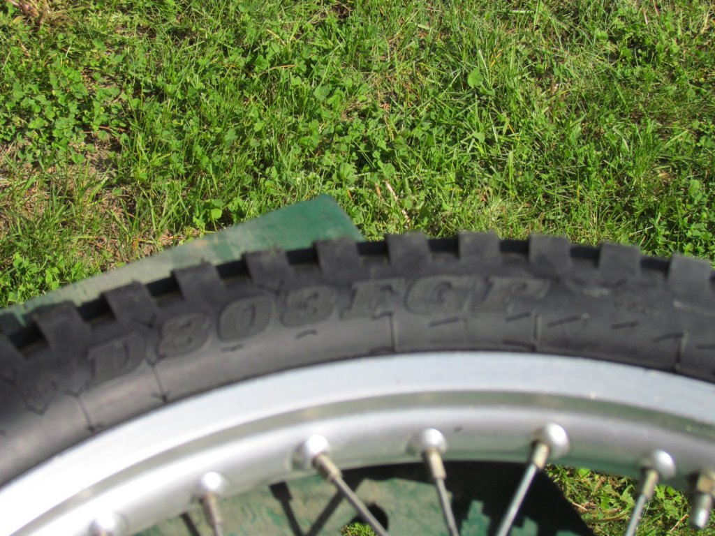 1065044957_Yamahafrontwheel004.thumb.JPG.6ad9af2400a53fd65b72a54257801f0b.JPG