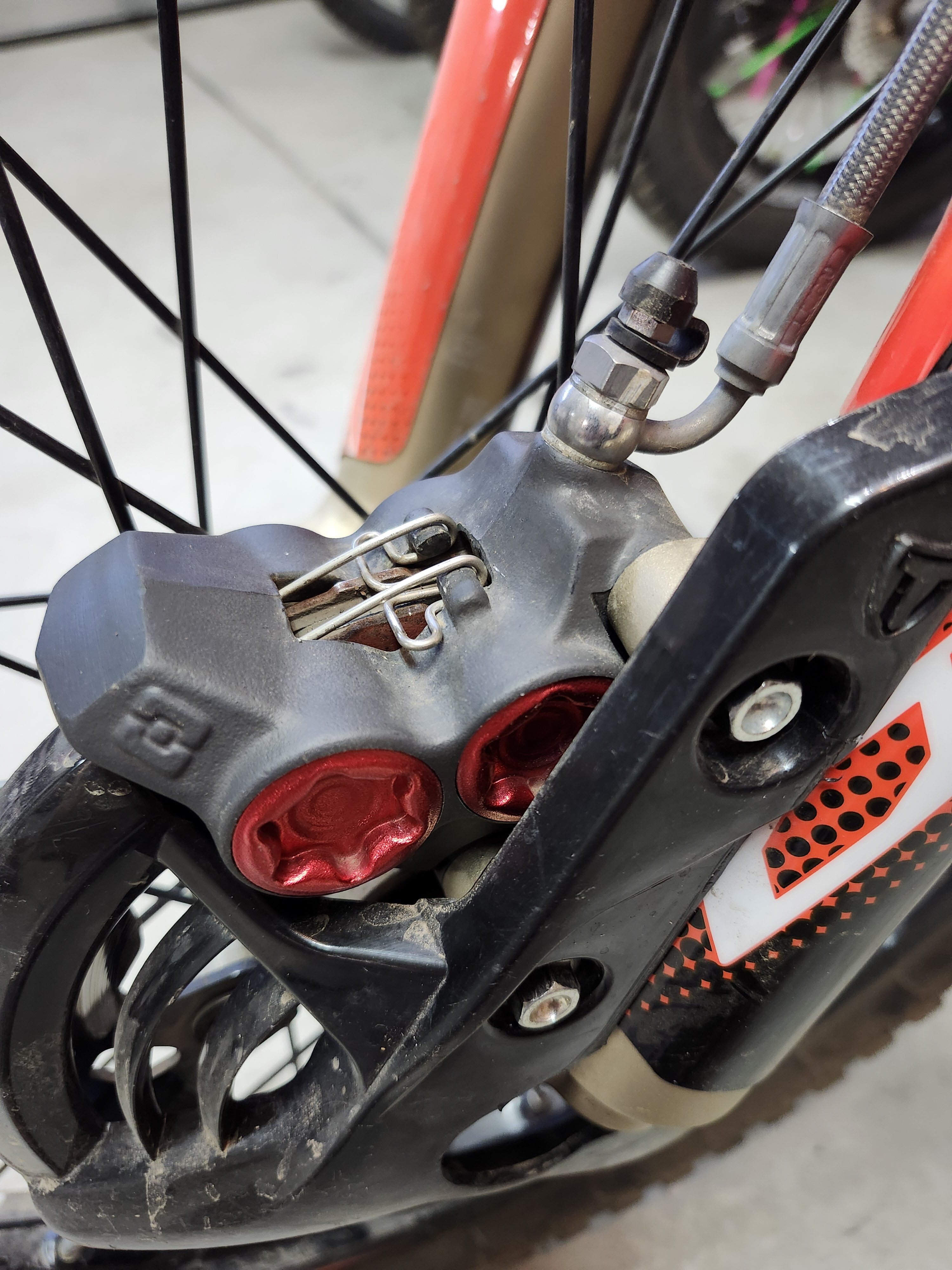 thumbnail interactive-video image 1 of GALFER Trials Front Brake Pads FD511 For TRS ONE-RR / GOLD 2019-2024 1 of 3