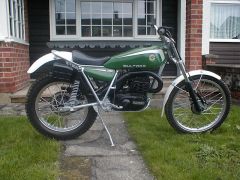 Bultaco Sherpa green 02