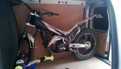 VW Caddy Bike loaded 2