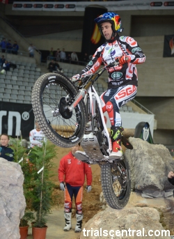 adam raga barcelona indoor 2014