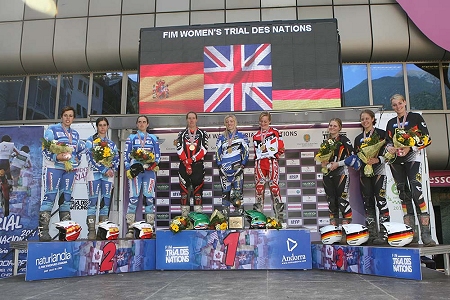 2014 tdn ladies podium