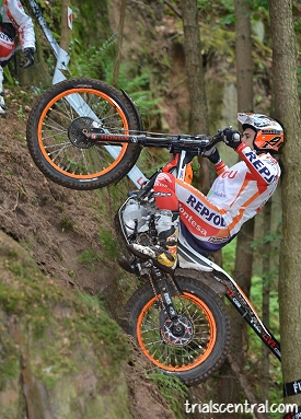 toni bou czech day 1