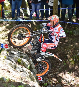 takahisa fujinami france day two repsol honda trial team