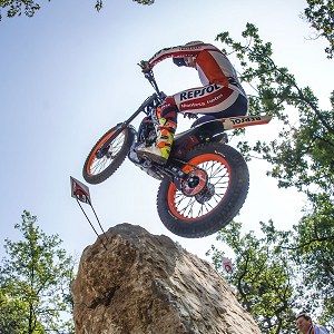 World Outdoor Season Gets Underway