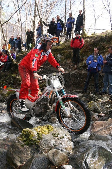 Amos_Bilbao_Pipers_Burn_2006_SSDT.JPG