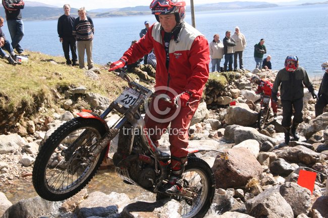 Anthony_Ayrtonr_Meall_Nam_Each_2006_SSDT.JPG