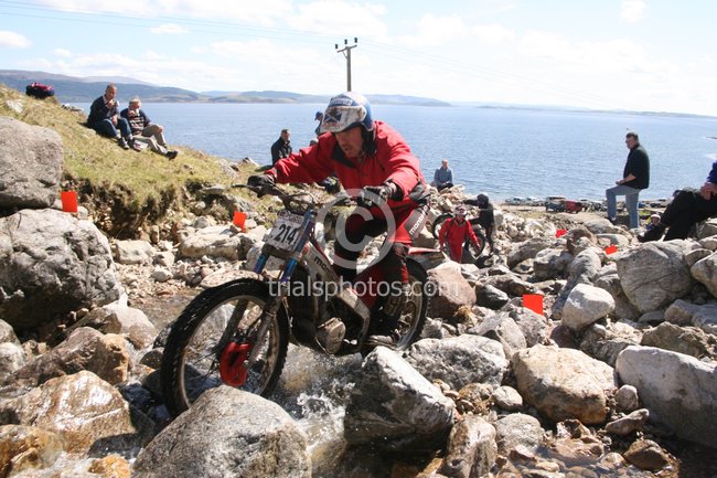 Neil_MacNiven_Meall_Nam_Each_2006_SDT.JPG